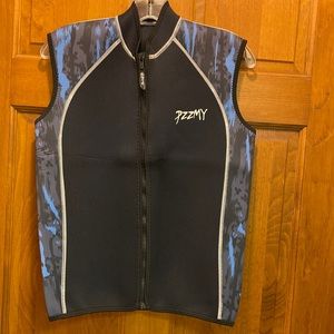 Wet suit from Pzzmy.